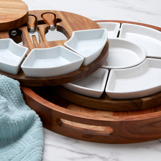 Thumbnail 2: Zest Kitchen + Home 11'' Sectioned Server 