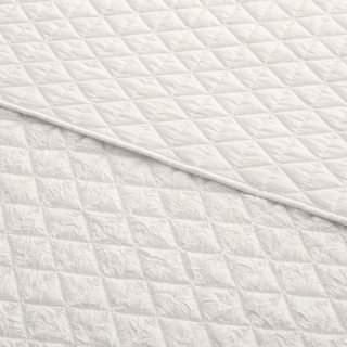 Thumbnail 5: Cream