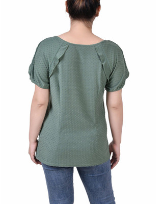 Thumbnail 2: DARK IVY