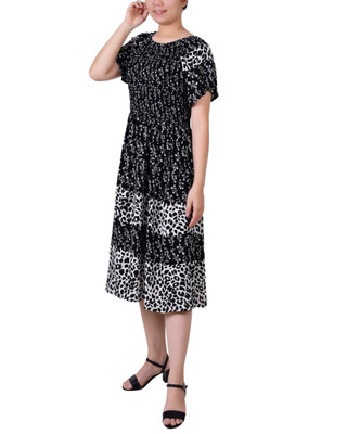 Thumbnail 3: Blk Wht Fl