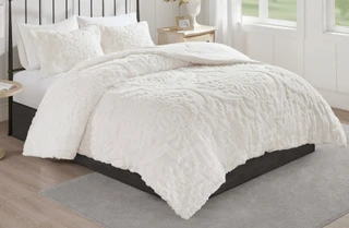 Thumbnail 1: Madison Park Madison Park Viola 3-pc. Comforter Set 