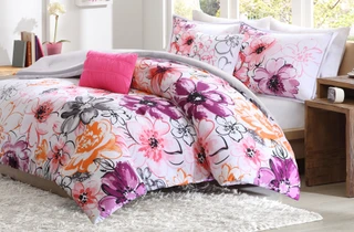 Thumbnail 1: Intelligent Design Intelligent Design Olivia Pink Comforter Set 