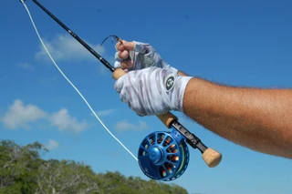 Thumbnail 8: Flying Fisherman Flying Fisherman Sunbandit Gray Water Fishing Gloves 