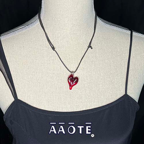 RTS TZ Glass Love Lifter Heart Jewelry