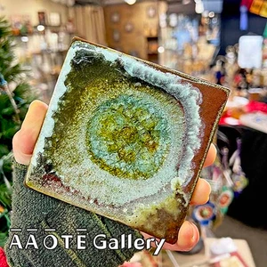 An awesome and functional gift, used as a candle trivet or coaster. These are particularly gorgeous due to the actual microscopic fractures which are magnified by the surrounding glass.
