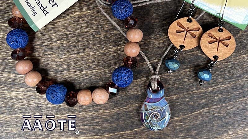 New Tiny Fidget Widget color: Sunrise!  Shown with AAOTE Aromatherapy Collections: Lava Diffuser Bracelet and Wood Diffuser Earrings with Glass Crystals