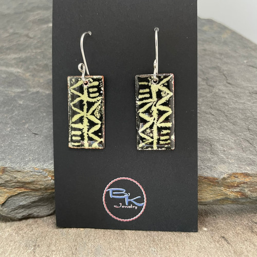 enameled earrings with sgraffito-2