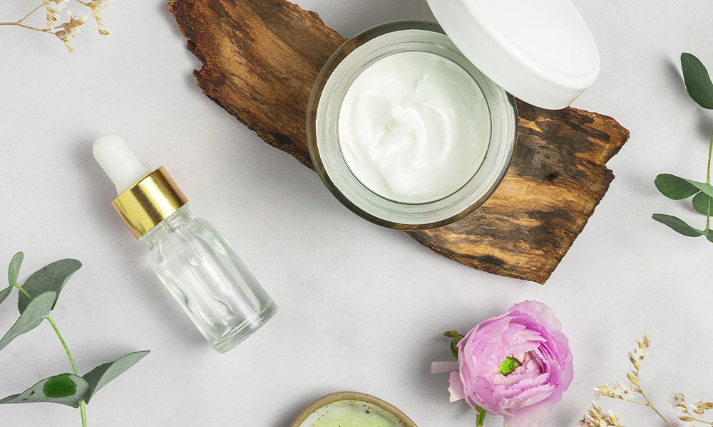 Dermoconsejo, asesoramiento personalizado en Farmacia Outeda, en Huelva