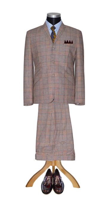 Linen check suit in brown