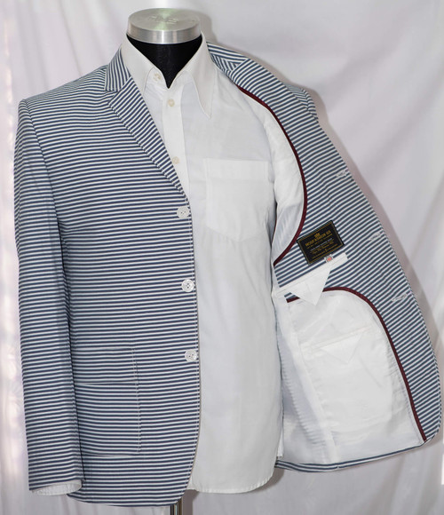 Seersucker patch pocket horizontal stripe blazer