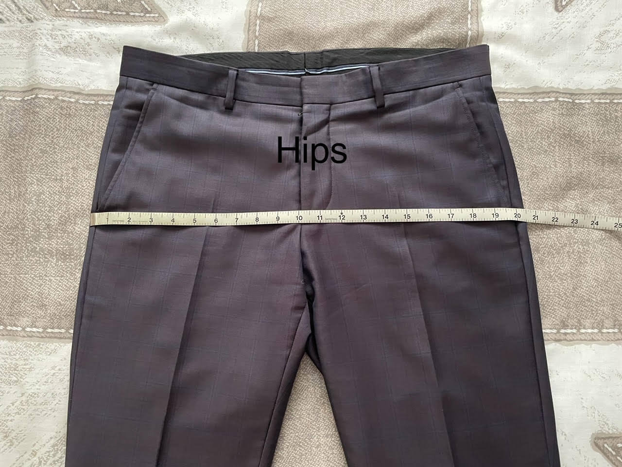 Trousers Hips demo