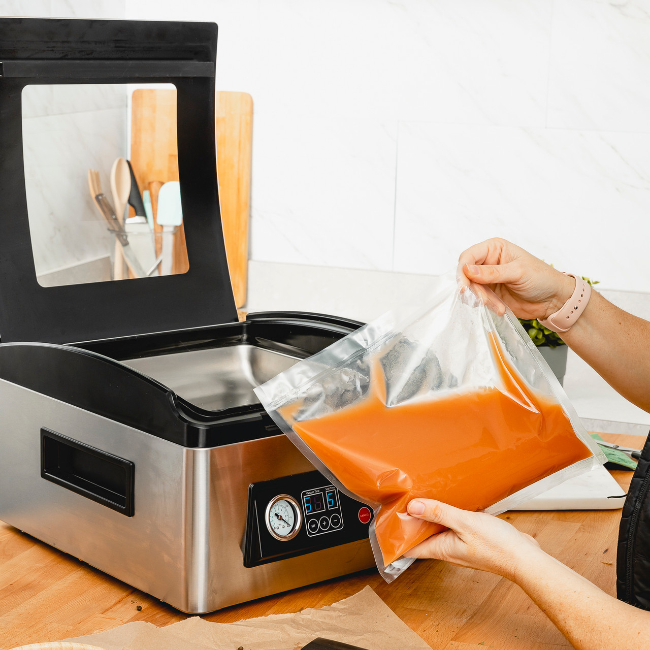 Ultravac 225 countertop commercial chamber vacuum sealer