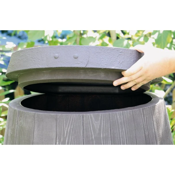 Removable Child-proof lockable lid.