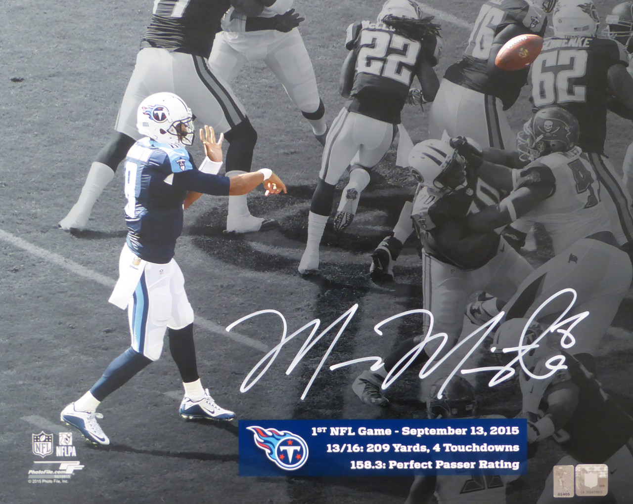 Marcus Mariota Hand Signed Autographed Memorabilia