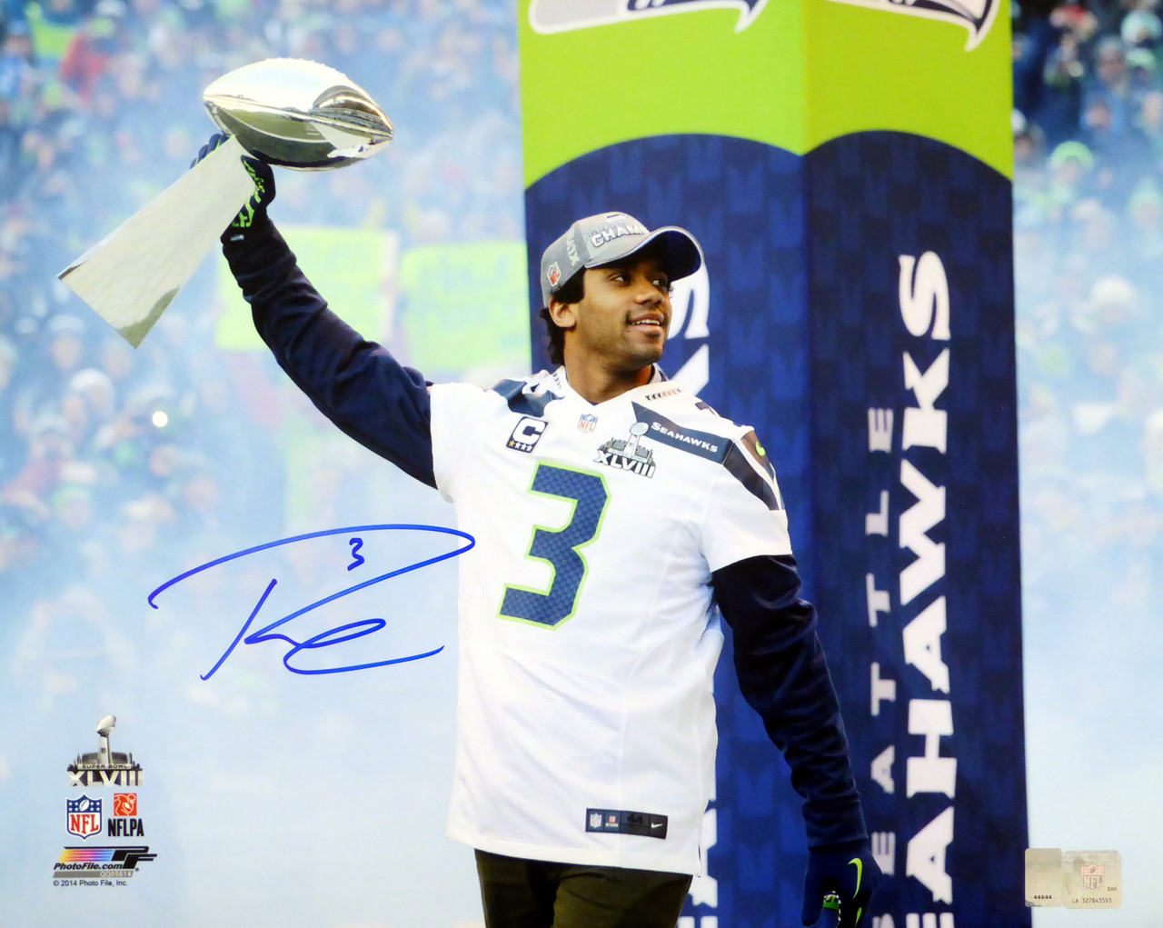 Russell Wilson Autographed 16x20 Photo Seattle Seahawks Super Bowl Trophy  RW Holo Stock #95144 - Mill Creek Sports