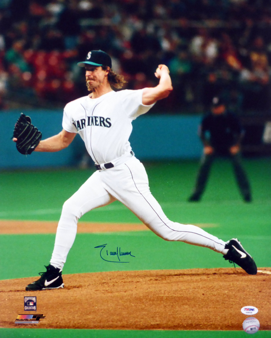 Randy Johnson MLB Memorabilia, Randy Johnson Collectibles, Verified Signed Randy  Johnson Photos