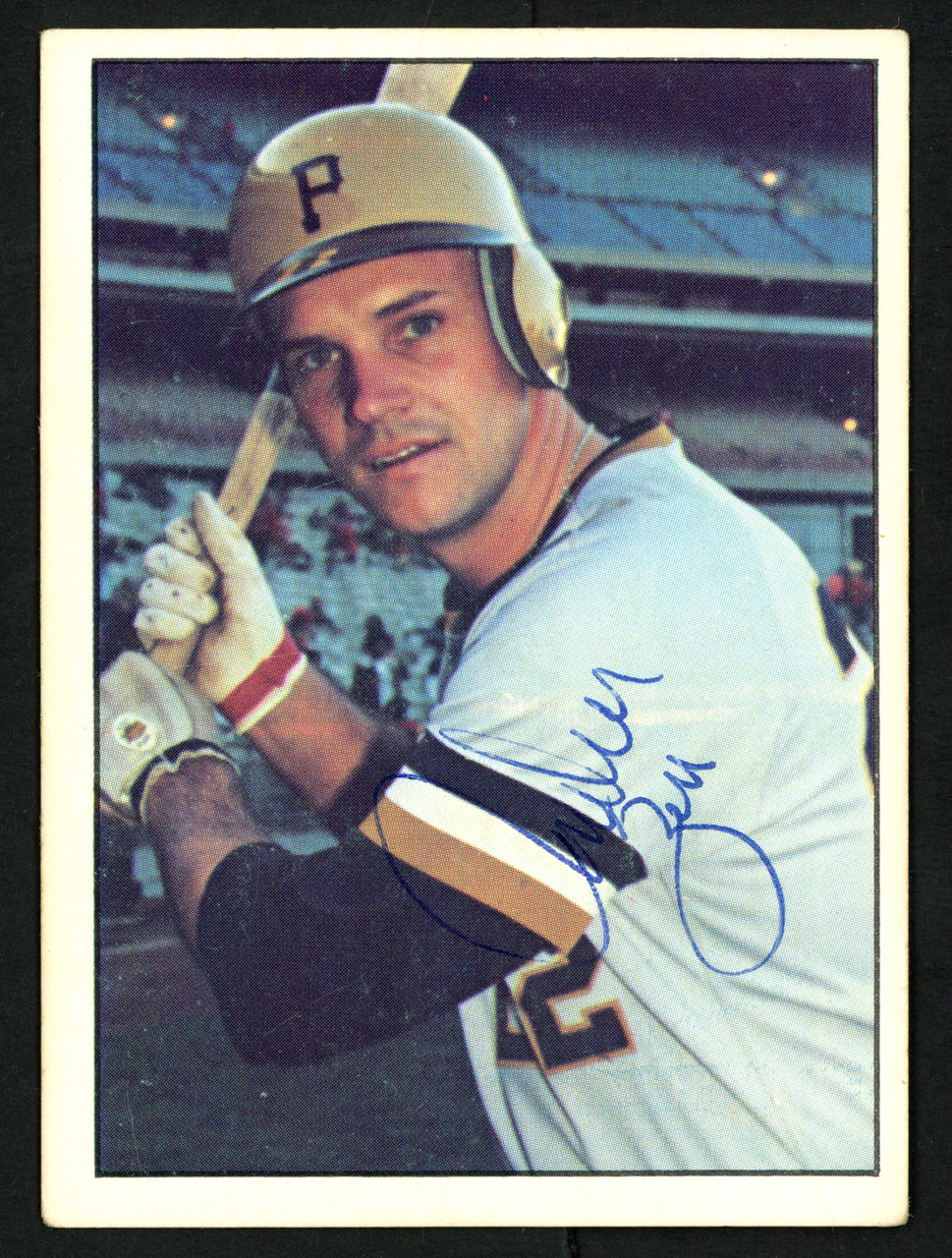 Richie Zisk Autographed 1972 Topps Rookie Card #392 Pittsburgh Pirates SKU  #213617