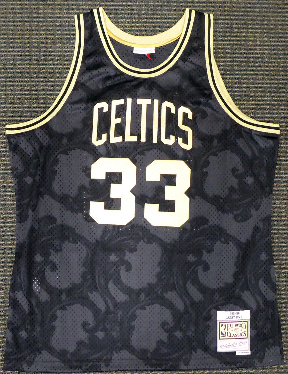 Boston Celtics Larry Bird Autographed Black Mitchell & Ness Gold Toile  Swingman Jersey Size XXL Beckett BAS Stock #177717 - Autographed NBA Jerseys  at 's Sports Collectibles Store