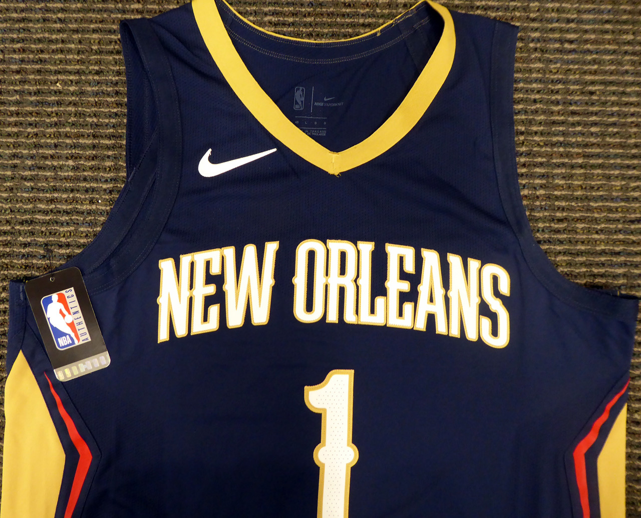 Zion Williamson Signed Nike New Orleans Pelicans Jersey AUTO Fanatics Holo  Sz 48