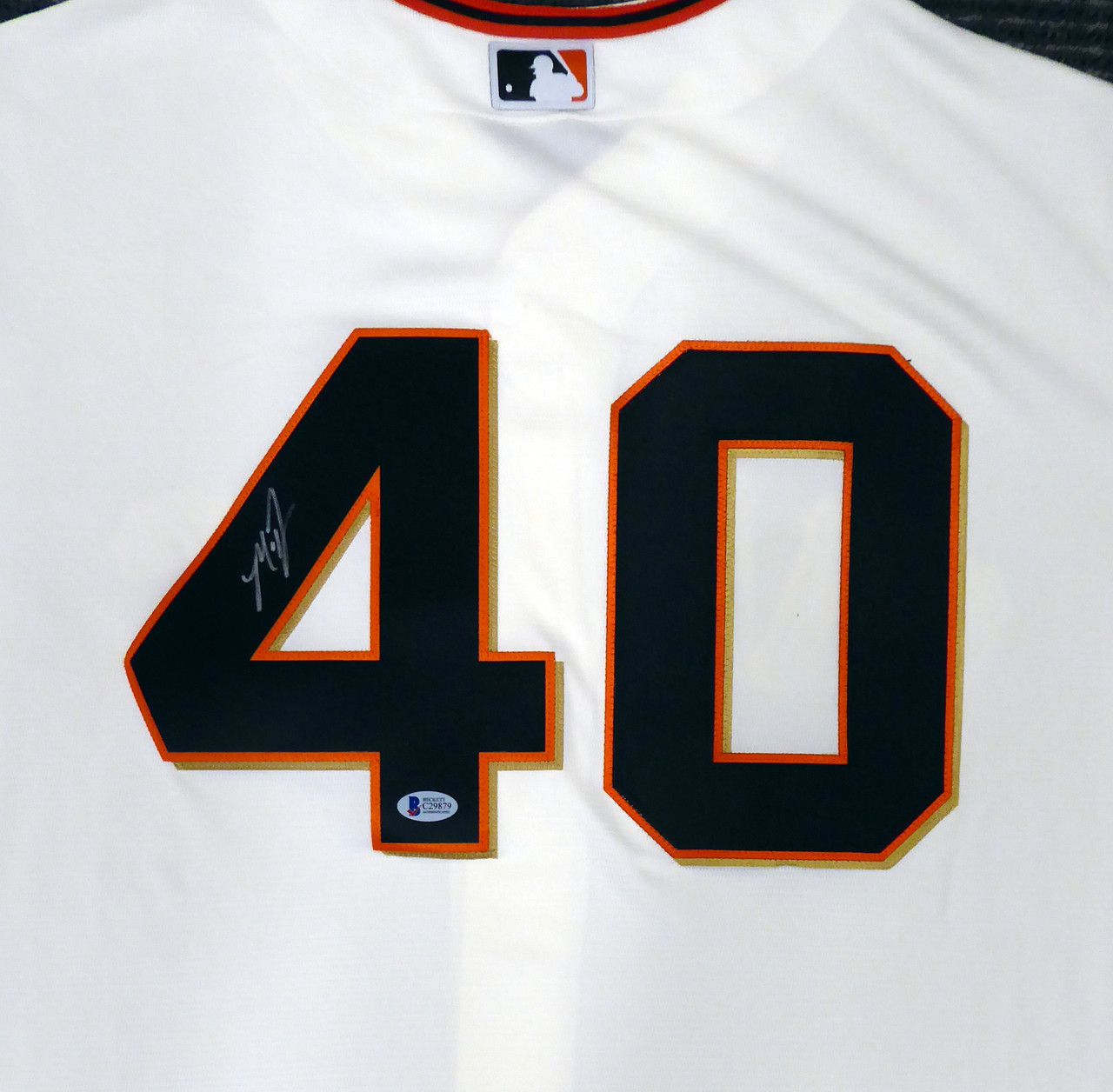 San Francisco Giants Madison Bumgarner Autographed Authentic Black Majestic  Flex Base Jersey Size 48 Beckett BAS Stock #125141 - Mill Creek Sports