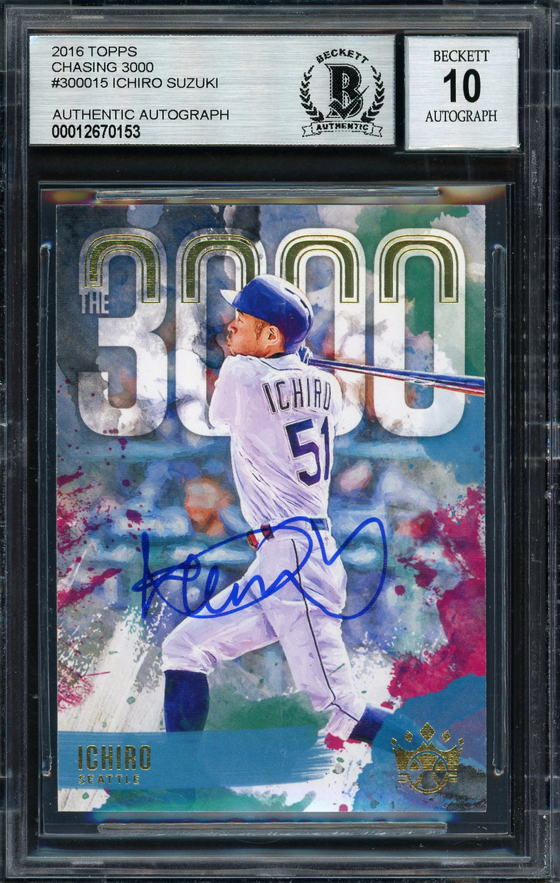 Ichiro Suzuki Autographed 2020 Panini Diamond Kings 3000 Card