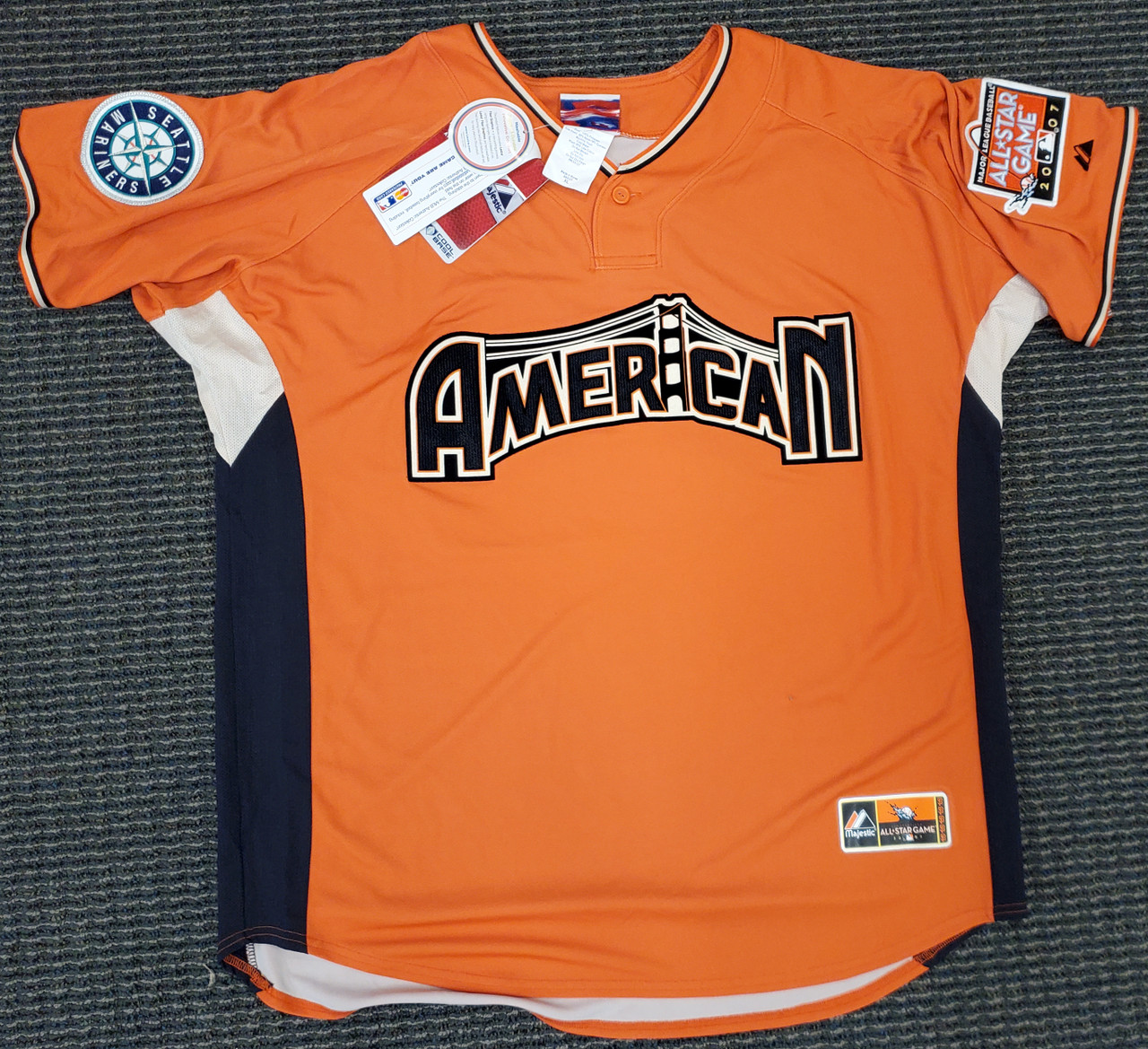 Seattle Mariners Ichiro Suzuki Autographed Orange Majestic 2007