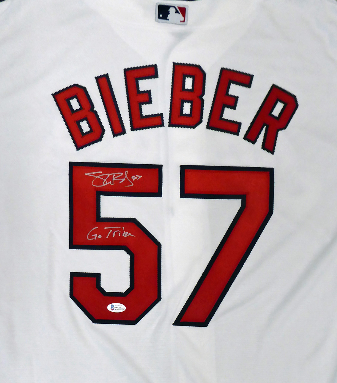 Cleveland Indians Shane Bieber Autographed White Nike Jersey Size XL Go  Tribe Beckett BAS Stock #190030 - Mill Creek Sports