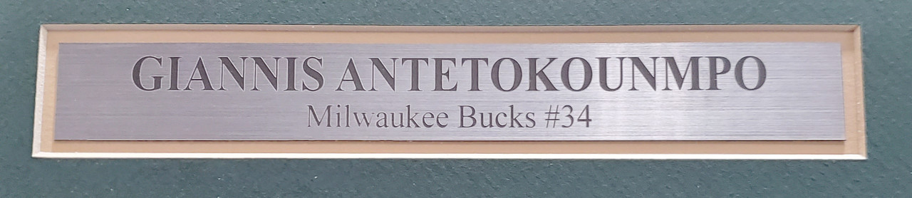 Milwaukee Bucks Giannis Antetokounmpo Autographed Green Jersey Beckett BAS  Stock #191159 - Mill Creek Sports