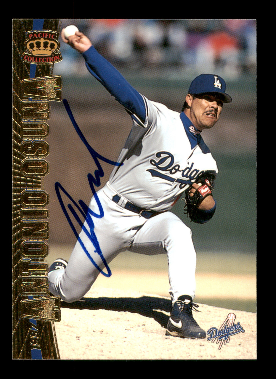 Antonio Osuna Autographed 1998 Pacific Card #337 Los Angeles Dodgers SKU  #195730 - Mill Creek Sports