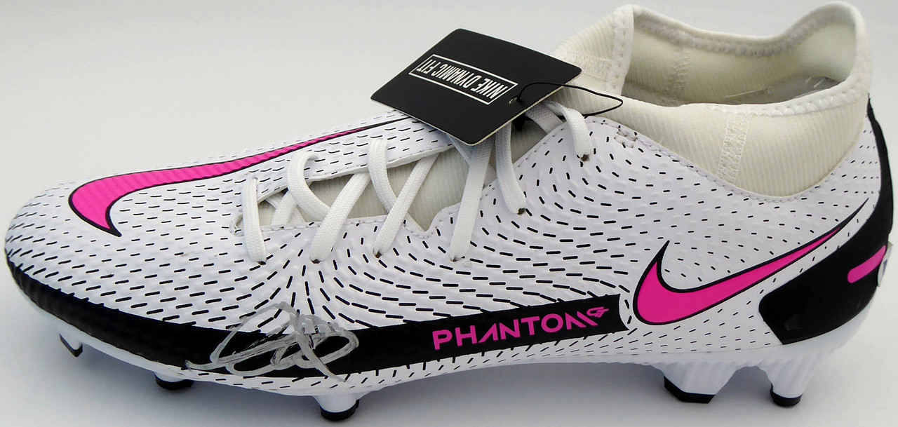 Mason Mount Autographed White & Pink Nike Phantom Shoe Chelsea F.C. Size 9.5 Beckett BAS #K06426 Mill