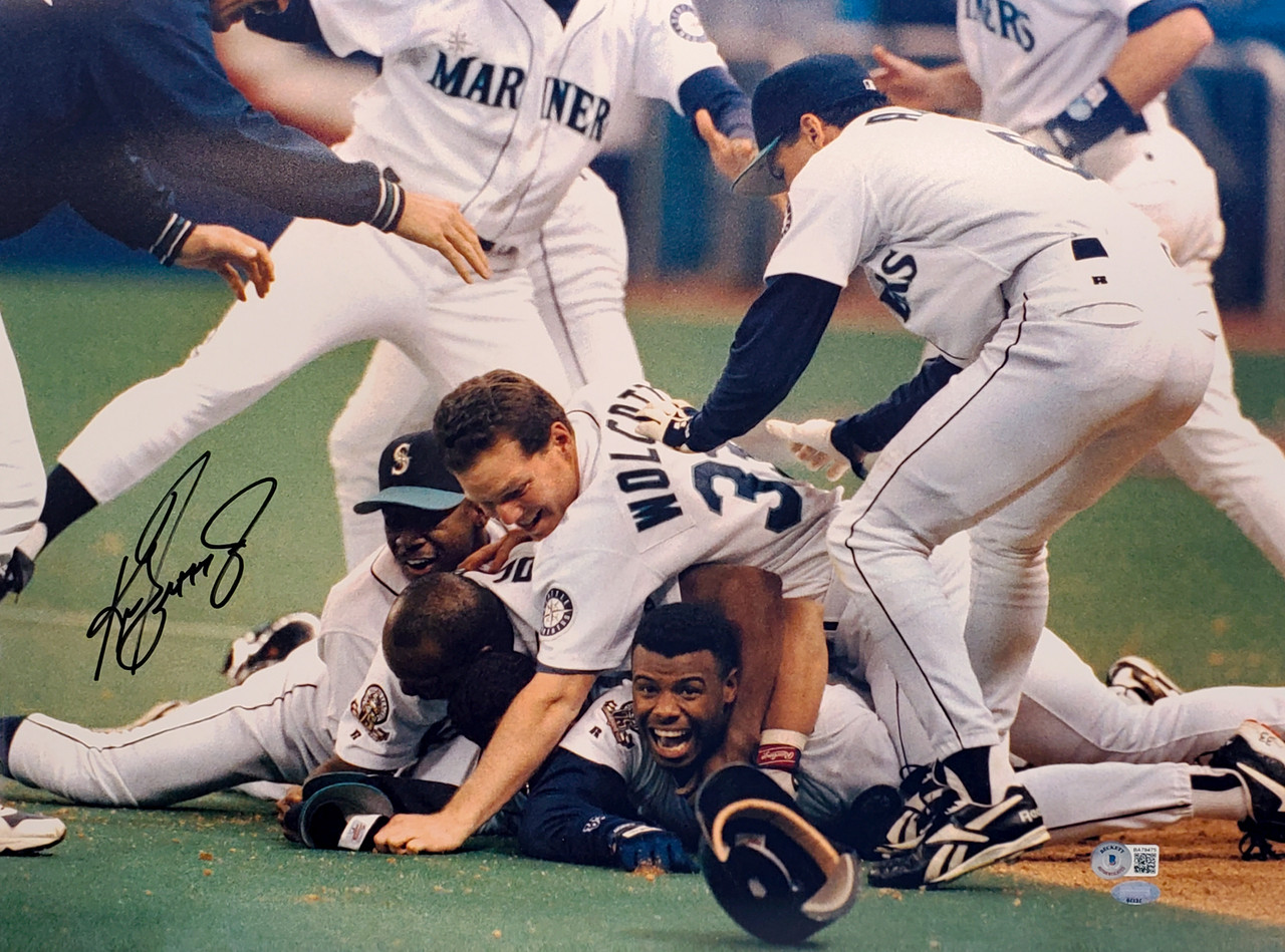 Ken Griffey Jr. Autographed Framed 16x20 Photo Display Seattle Mariners  Fanatics Stock #191205