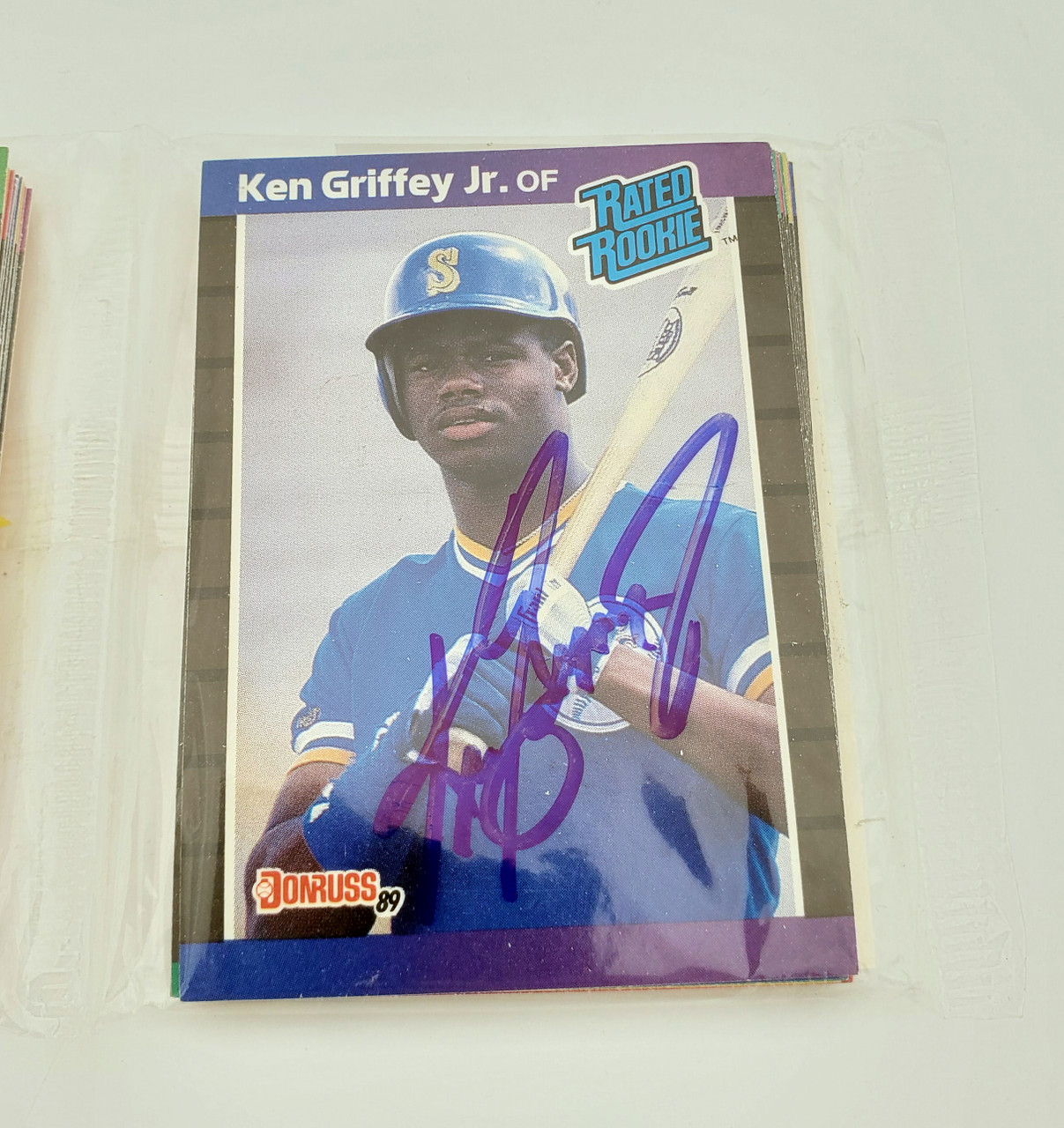 Ken Griffey Jr. Autographed 1989 Upper Deck Rookie Card #1 Seattle Mariners  Beckett BAS #13446555 - Mill Creek Sports