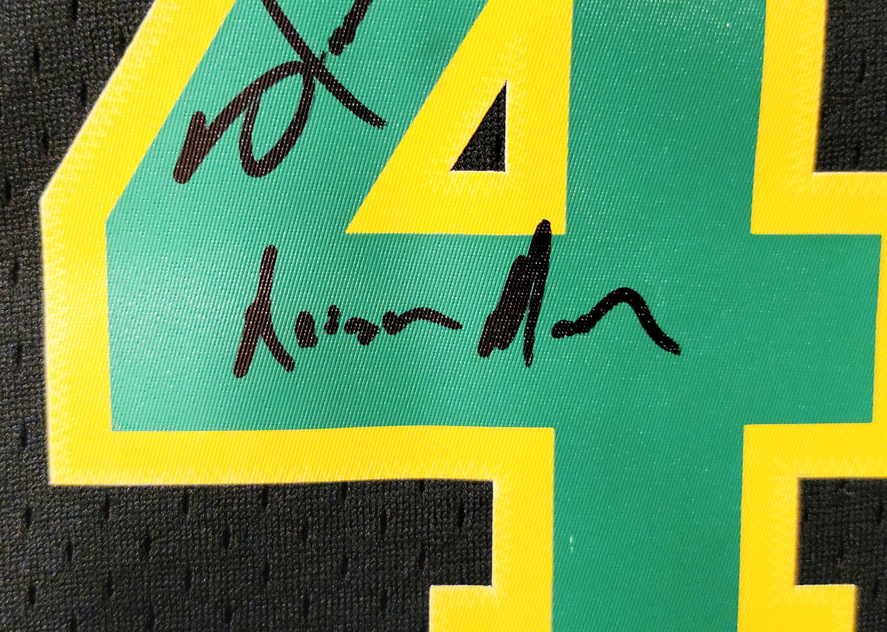 Seattle Supersonics Shawn Kemp Autographed White Jersey MCS Holo Stock  #202426