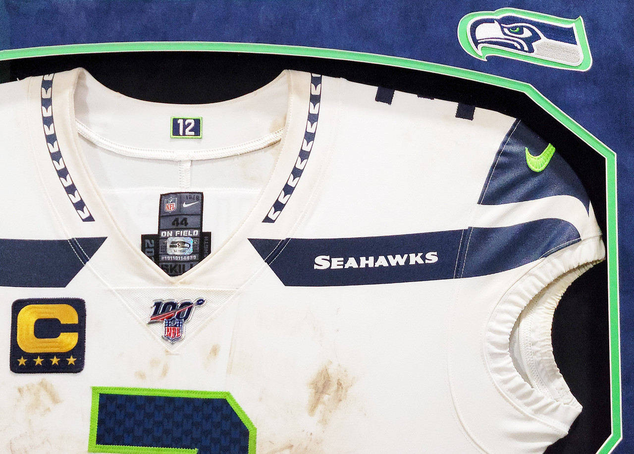 Seattle Seahawks Russell Wilson Jersey- Woman's Size Small for Sale in  Bellevue, WA - OfferUp