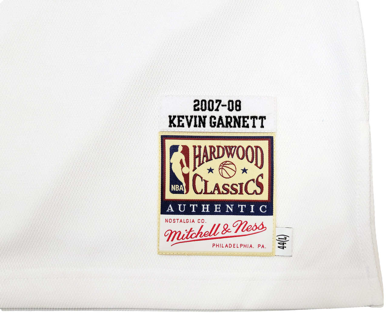 Boston Celtics Kevin Garnett Autographed White & Gold Authentic Mitchell &  Ness Hardwood Classics 2008 Jersey Size M Beckett BAS QR Stock #203553