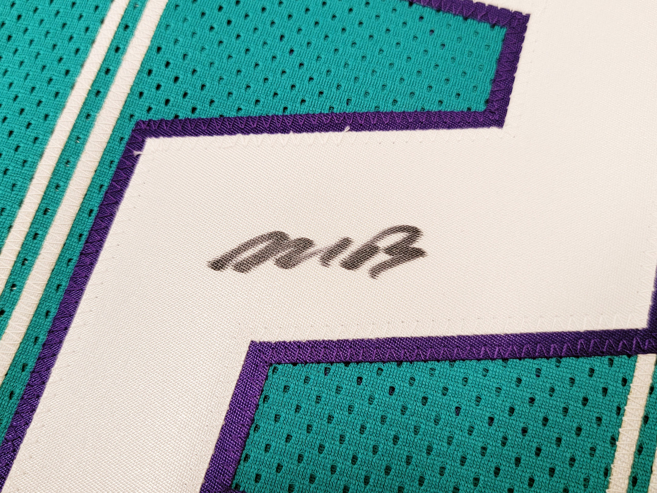 Charlotte Hornets LaMelo Ball Autographed Teal Nike Swingman