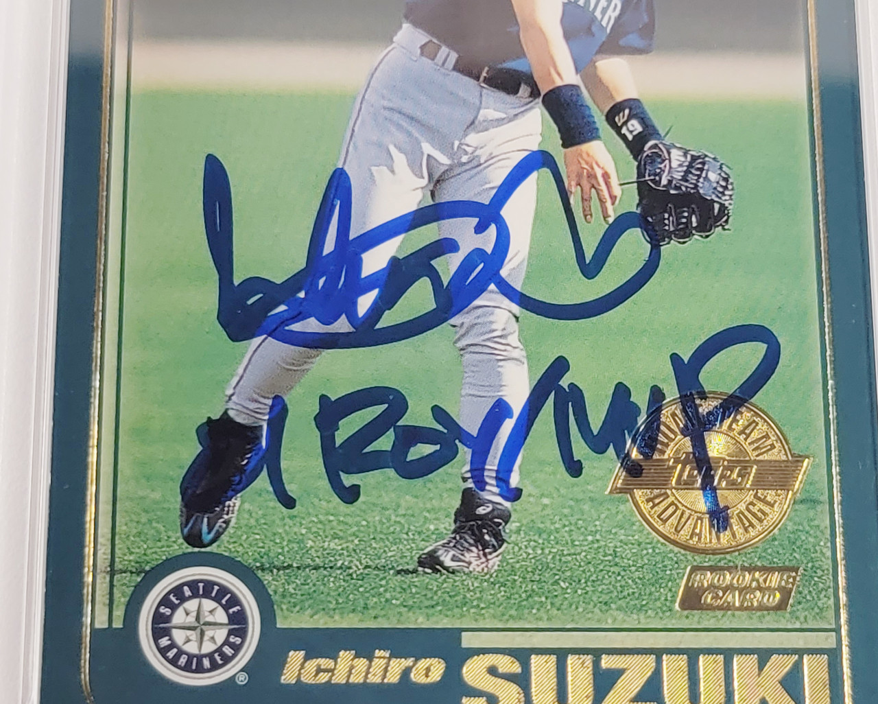 Ichiro Suzuki Autographed 2001 eTopps Rookie Card #100 Seattle Mariners PSA  9 Auto Grade Gem Mint 10 01 ROY/MVP Highest Graded PSA/DNA #69276686