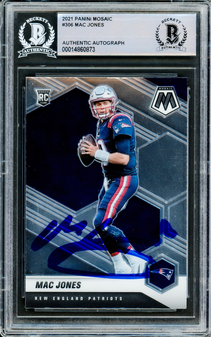 Mac Jones Autographed 2021 Panini Mosaic Rookie Card #306 New England  Patriots (Smudged) Beckett BAS #14860873