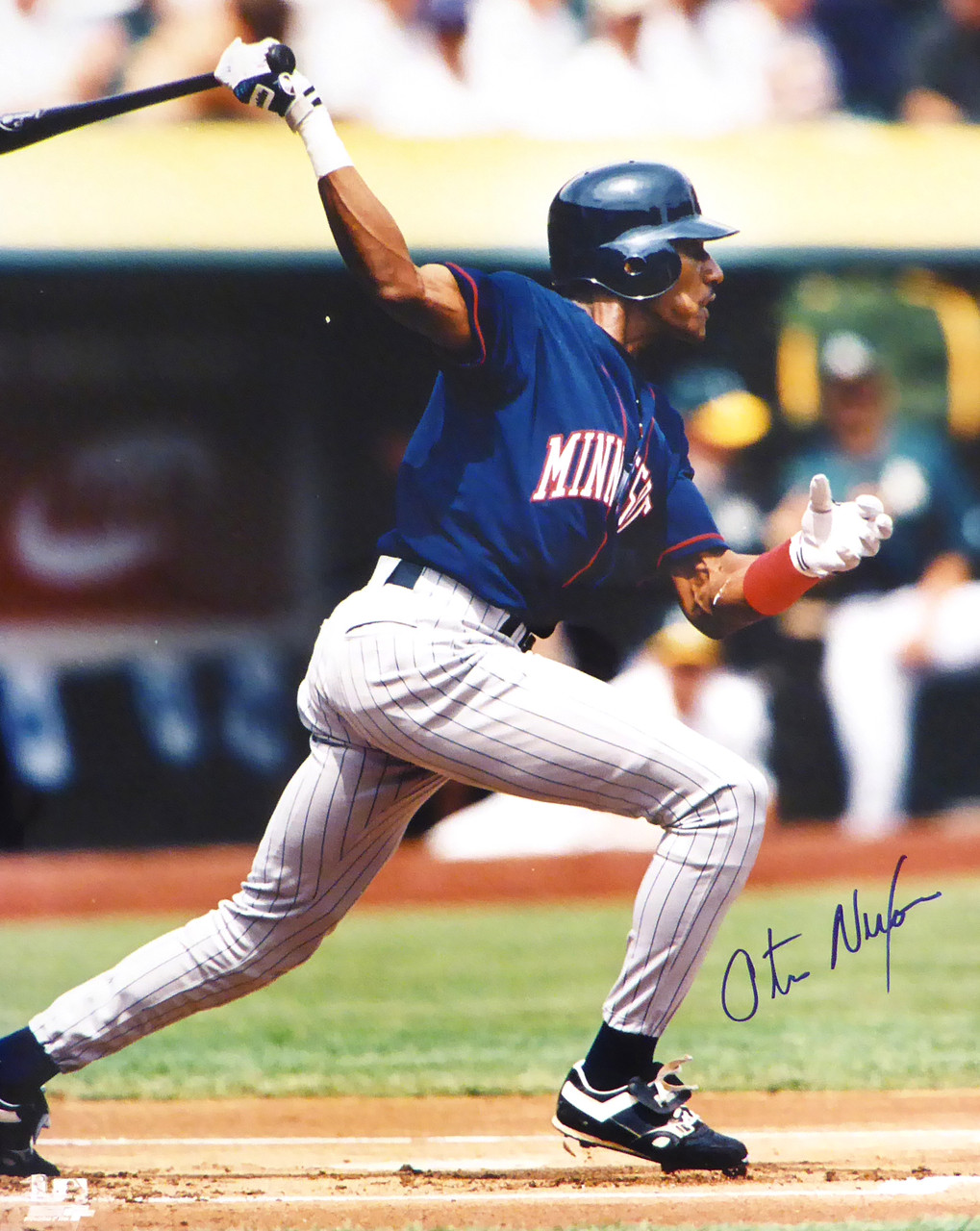 Otis Nixon Autographed 16x20 Photo Minnesota Twins SKU #214223