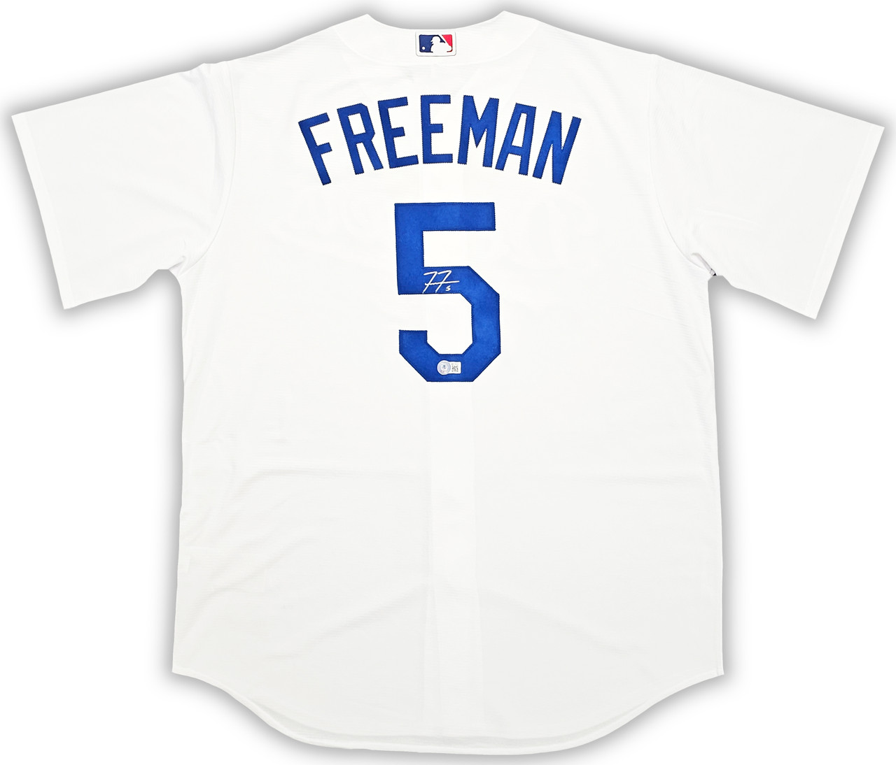 Los Angeles Dodgers Freddie Freeman Autographed White Nike Jersey Size L  Beckett Witnessed Stock #215515
