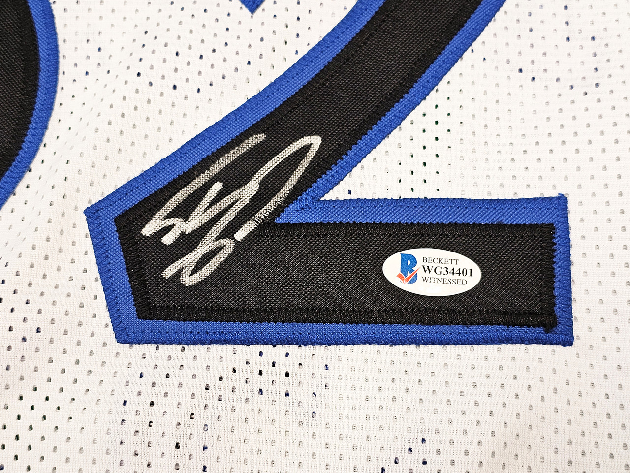 Orlando Magic Shaquille Shaq O'Neal Autographed White Jersey Beckett BAS  Witness Stock #215717 - Mill Creek Sports