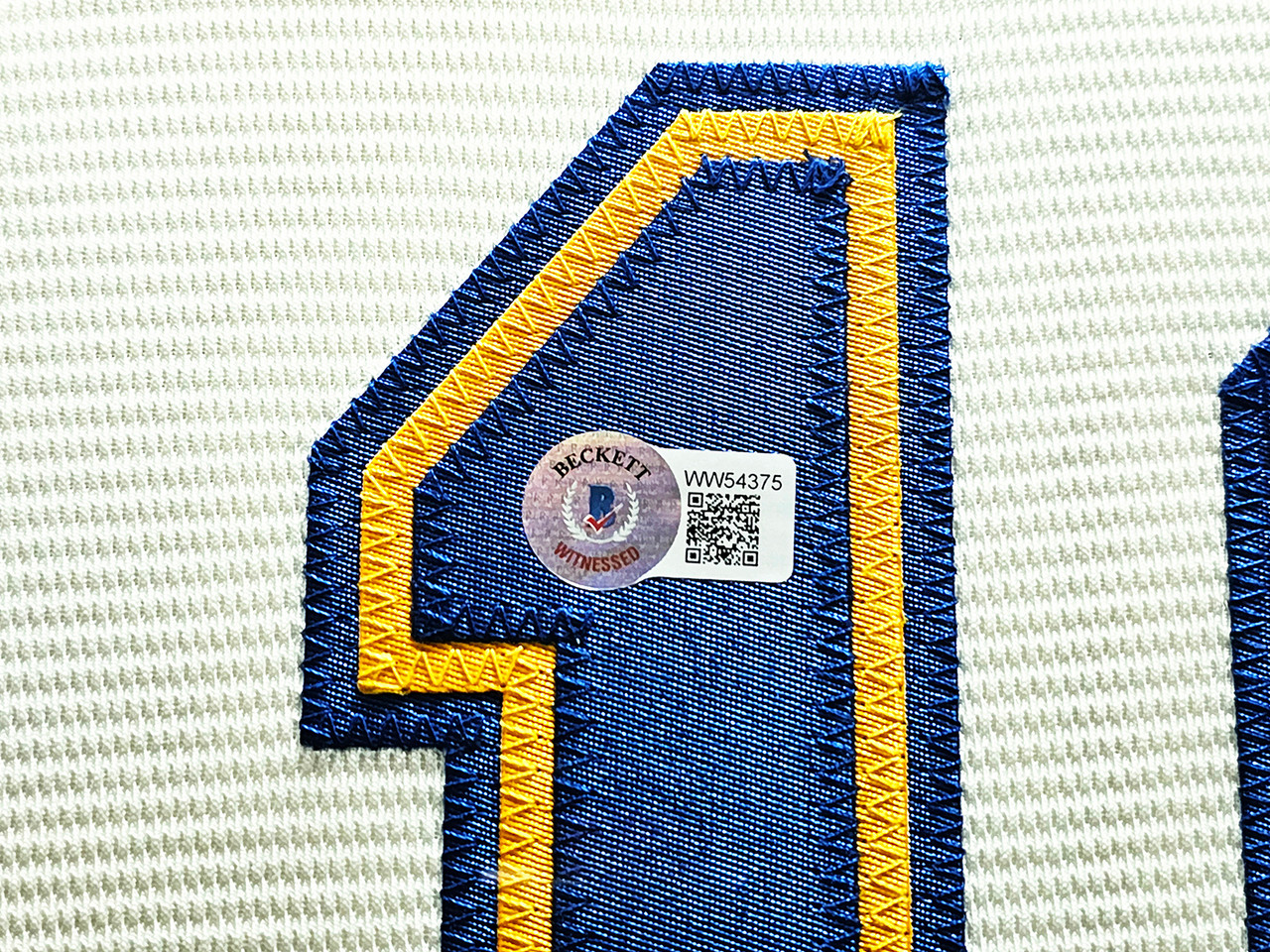 Seattle Mariners Jarred Kelenic Autographed Cream Nike Jersey Size XL  Beckett BAS QR #WW54366 - Mill Creek Sports