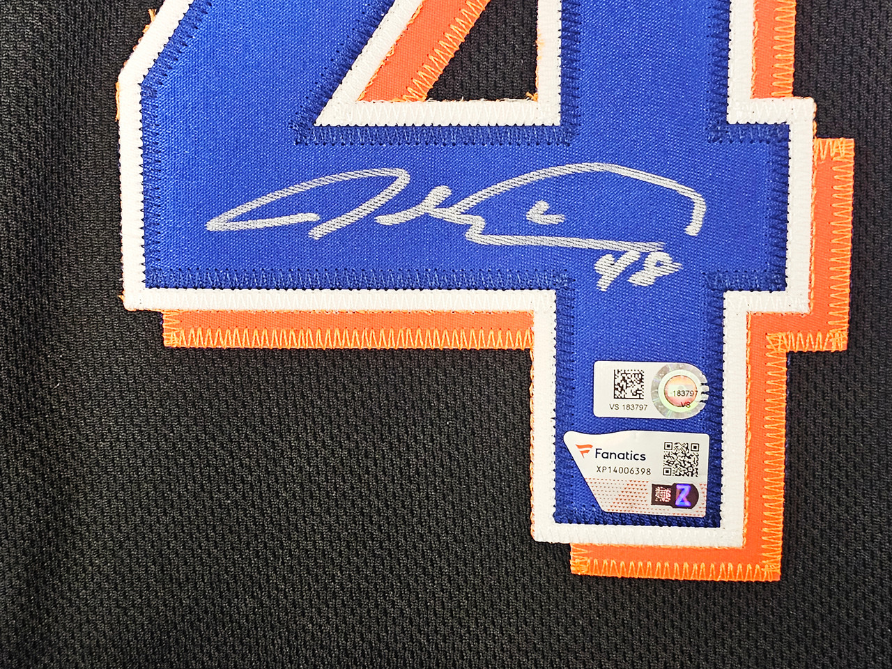 New York Mets Jacob deGrom Autographed White Nike Authentic Jersey Size 44  18-19 NL CY Fanatics Holo Stock #218734