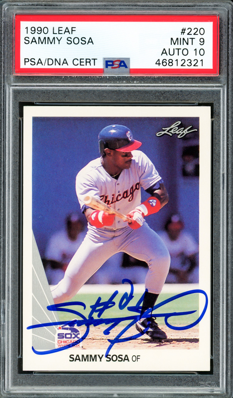 Sammy Sosa Autographed 1990 Leaf Rookie Card #220 Chicago White