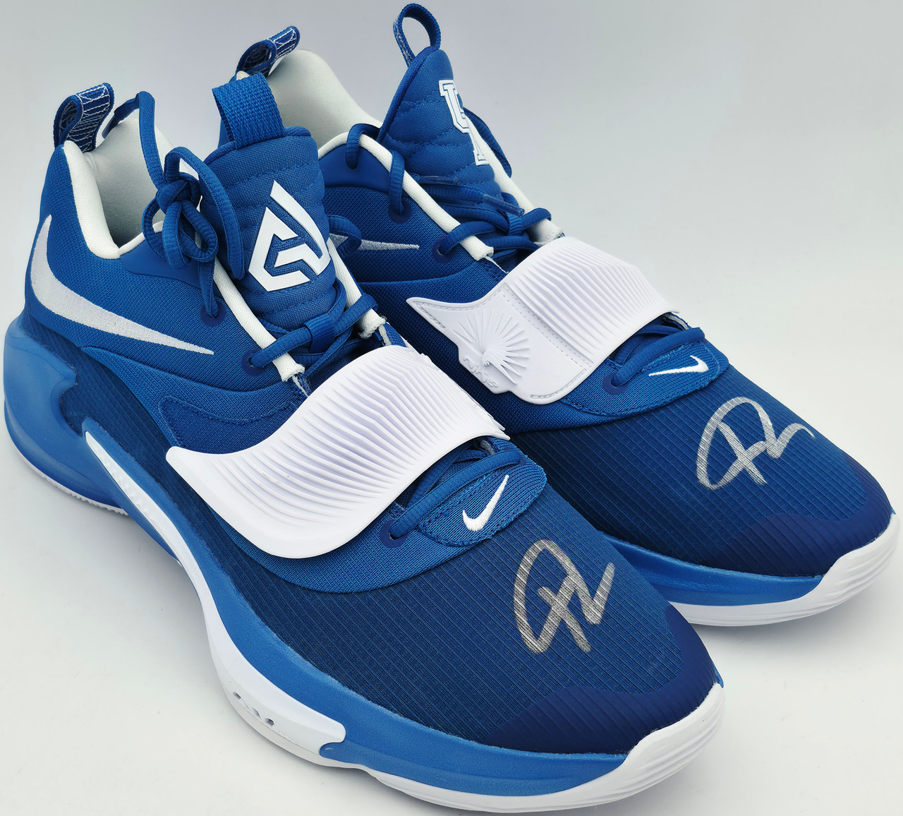 giannis antetokounmpo shoes 2021