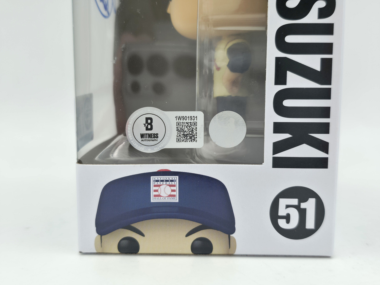 Ichiro Suzuki Autographed Hall of Fame Funko Pop #51 Seattle
