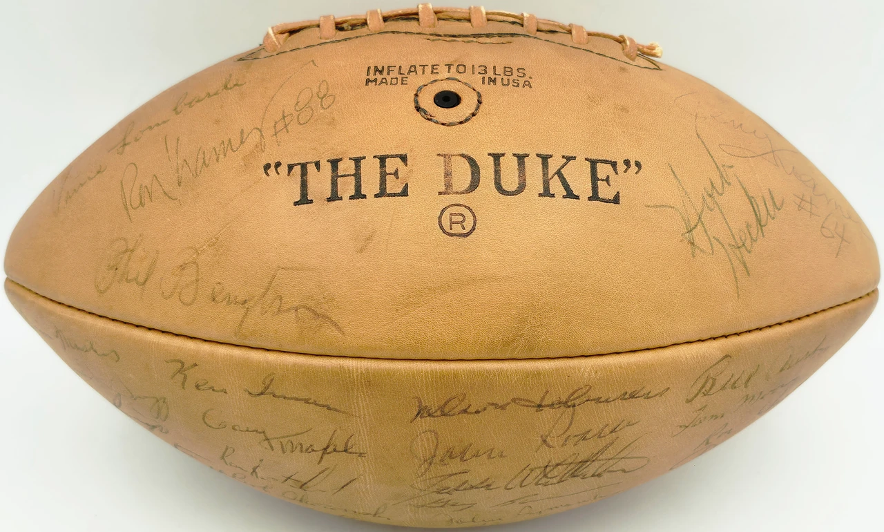 1962 Green Bay Packers NFL Champions Autographed Official NFL