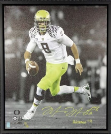 Marcus Mariota Autographed Framed 20x24 Canvas Photo Oregon Ducks "Heisman '14" #/8 MM Holo Stock #91865