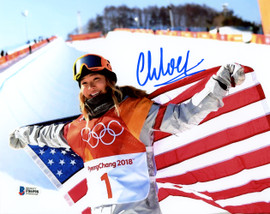 Chloe Kim Autographed 8x10 Photo Team USA Women's Snowboarding 2018 Winter Olympics Beckett BAS Stock #144536