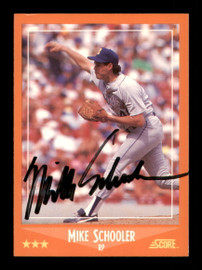 Mike Schooler Autographed 1988 Score Traded Rookie Card #91T Seattle Mariners SKU #188476